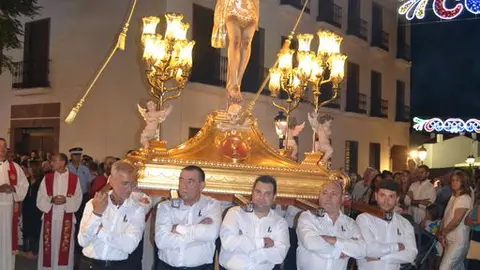 procesi&oacute;n (24)