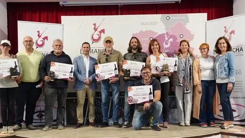 Ganadores junto a representantes del Consejo Regulador y ayuntamiento madridejense