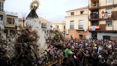 Imagen de archivo de la salida procesional de la Virgen de la Paz