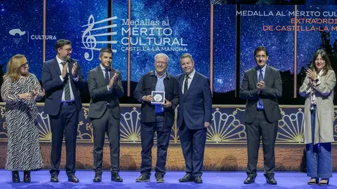 54091349795_ee0673f34d_k