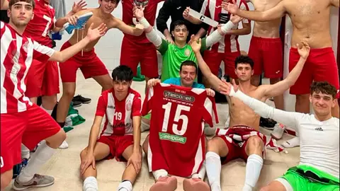 1 foto celebraci&oacute;n juvenil Racing de Alc&aacute;zar