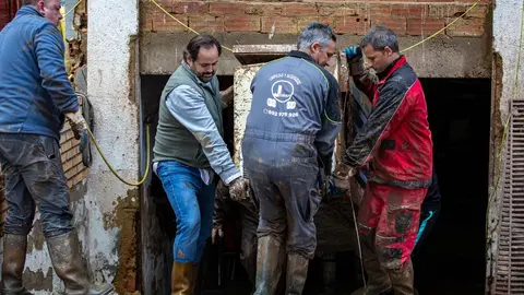 40bff103-5454-47c9-a918-6375bdb73d3a