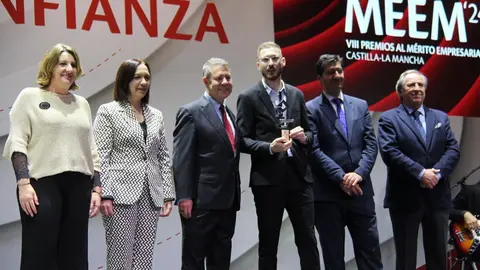 469278460_985042766984381_5157776289938960336_n