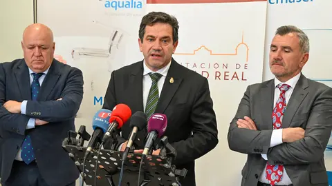 01a04b99e1d2566d4bbe8ea6d3bbf535_XL