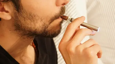  C&oacute;mo dejar de fumar con los vapers 