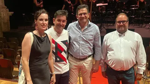 b6fe41b72b6635811c45f6419b87752b_XL