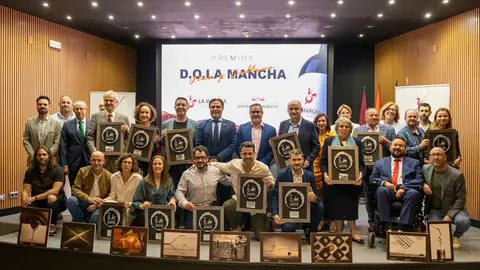 Foto de familia de los Premiados