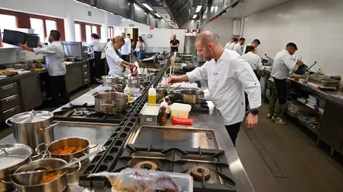 0515c669065436b3ca7d39002d18825a_7_XL