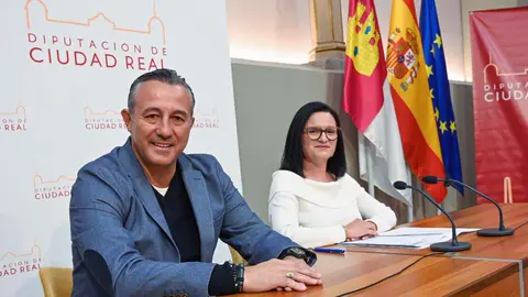 e5839fb1c37d21e74877e07b06185241_XL