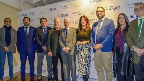 189ed06f079e7a6e12ab7d34b0eb8e36_XL