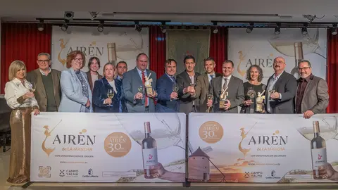 Foto de familia del I D&iacute;a del Air&eacute;n 2025