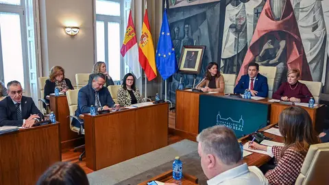 78552c7926f8a863ed7efb83635ae2bf_XL