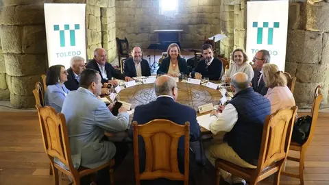 13022026 Foto de archivo del equipo de Gobierno en Melque