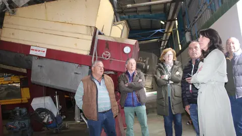 Blanca Fern&aacute;ndez visita cooperativa Arenas de San Juan 3