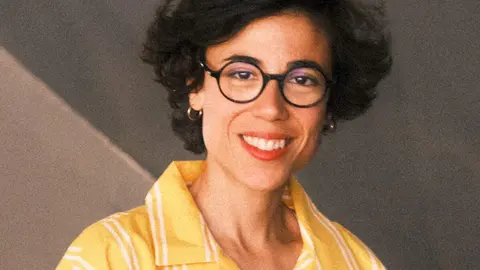 FOTO MARIA DOSSIER 2025