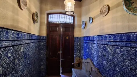 1000346827