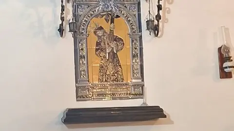 1000346858