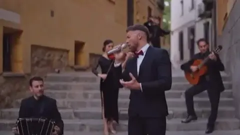 tango