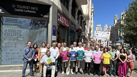Vuelta ciclista, foto grupo