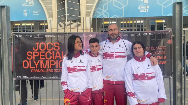 338520477_6022350881186970_3054873598384693975_n