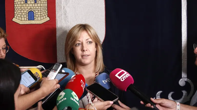 Ana Isabel Abeng&oacute;zar, portavoz del grupo socialista en las Cortes regionales