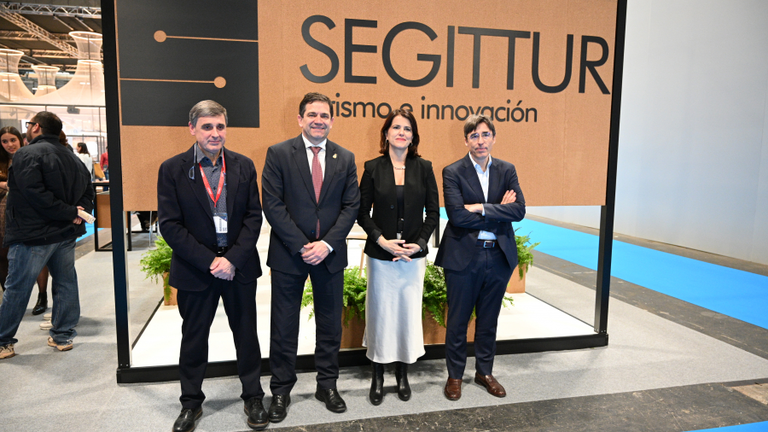 9ce217f6fb9b0630d349d7e22937bd8b_2_XL