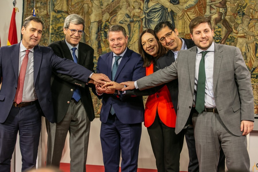 2ea7bf7f3b1670977aa6b5b00fc6b7f0_3_XL