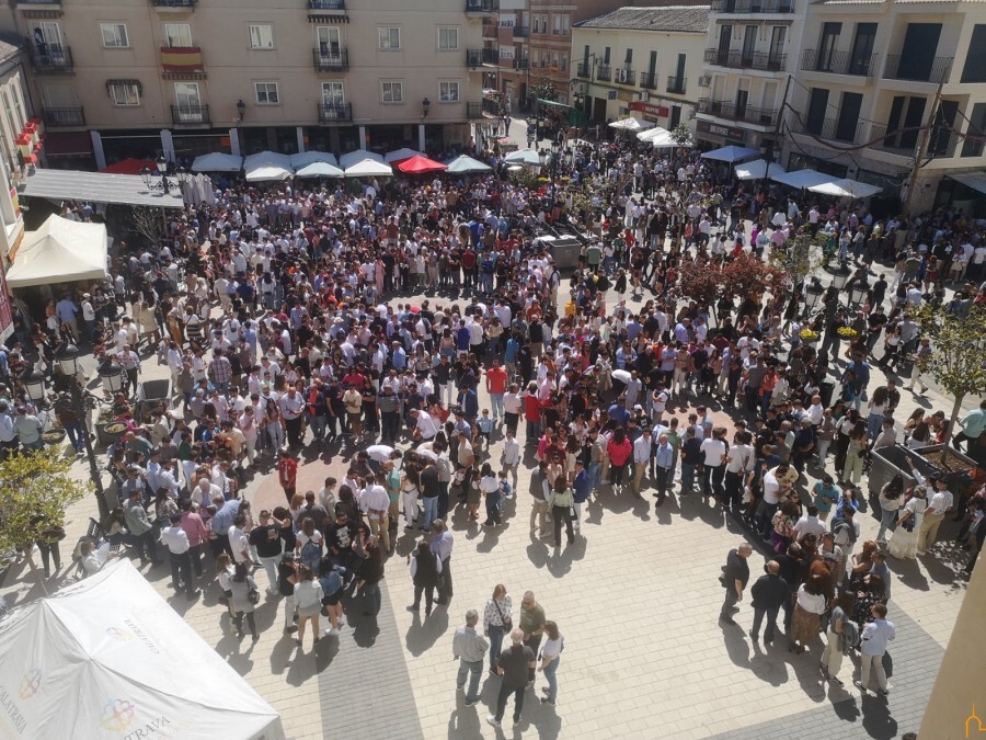 8cdfe61457f16442e8acf54df5822c40_3_XL