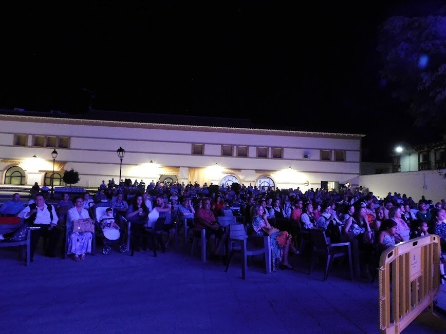 festival folclore, público