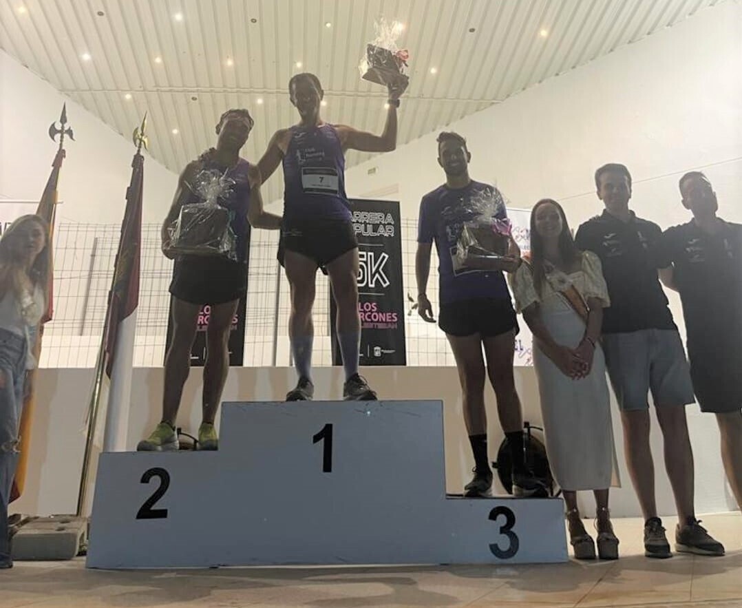 carrera charcones, podium masculino