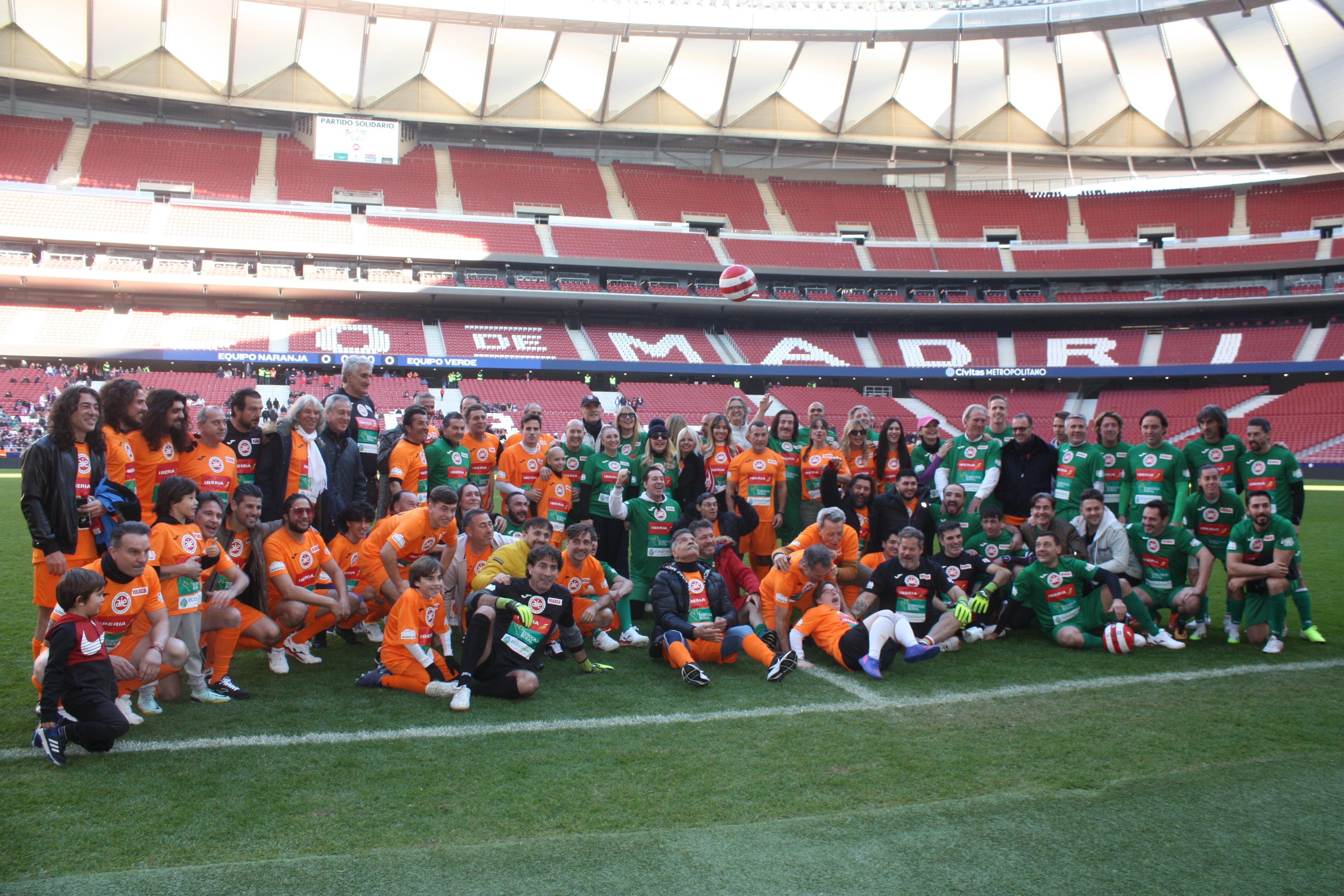 Partido Artistas contra Famosos 1