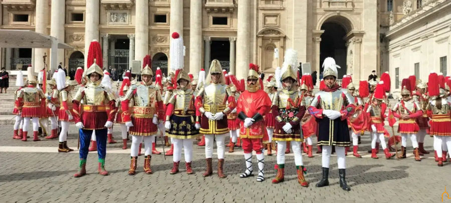 318e82d7e78de758516c4d47d1485980_4_XL