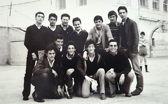 Arriba de izquierda a dcha. M. Laguna. R. Quiralte. P. J. Calles. J. J. Flores. J. M. Olivares.  Hilario.  P. Paniagua

Abajo de izquierda a dcha. M. Carretero. J. M. Chocano. A. Molina. A. J. Castillo y J. G. García-Dotor

Fotógrafo. - M Avendaño (alumno)