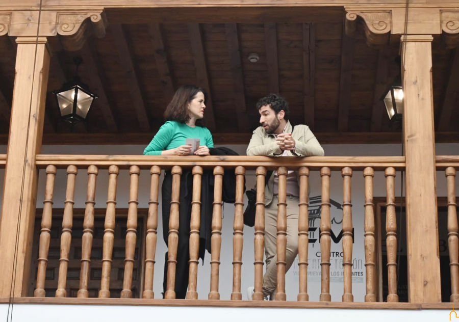 4b88ed982c8560839411b24068b91abb_XL