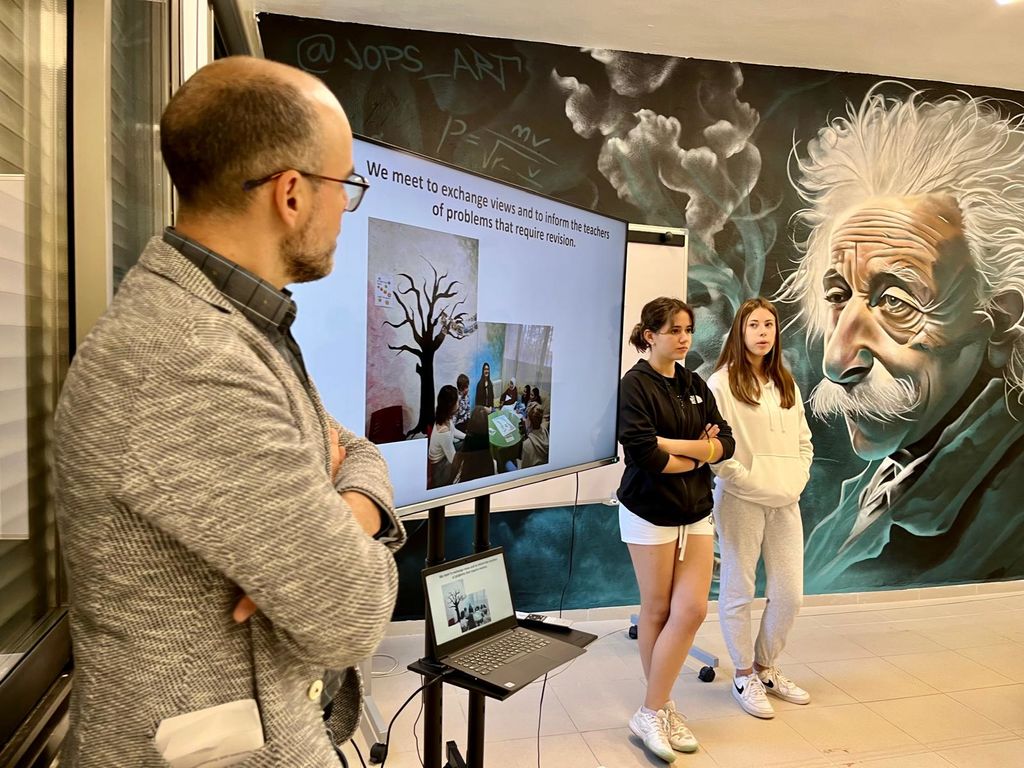 WhatsApp Image 2024-05-07 at 12.08.29 (2)