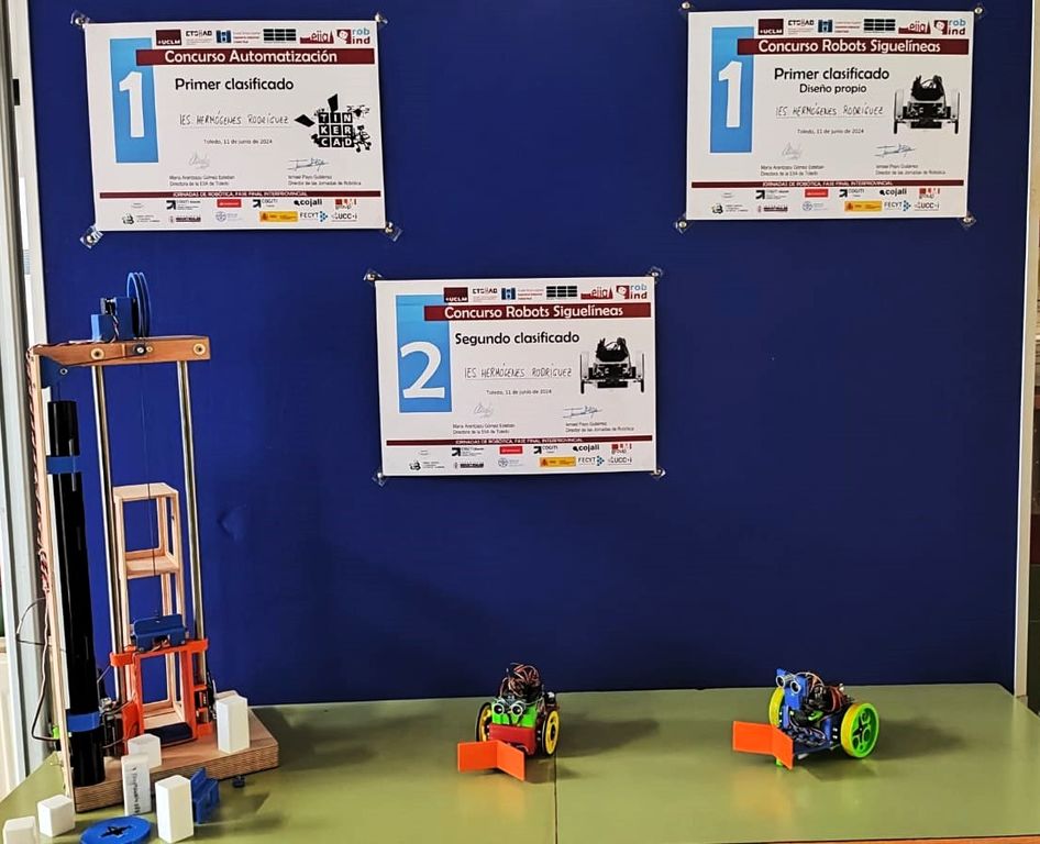 PREMIOS CONCURSO ROBÓTICA 1