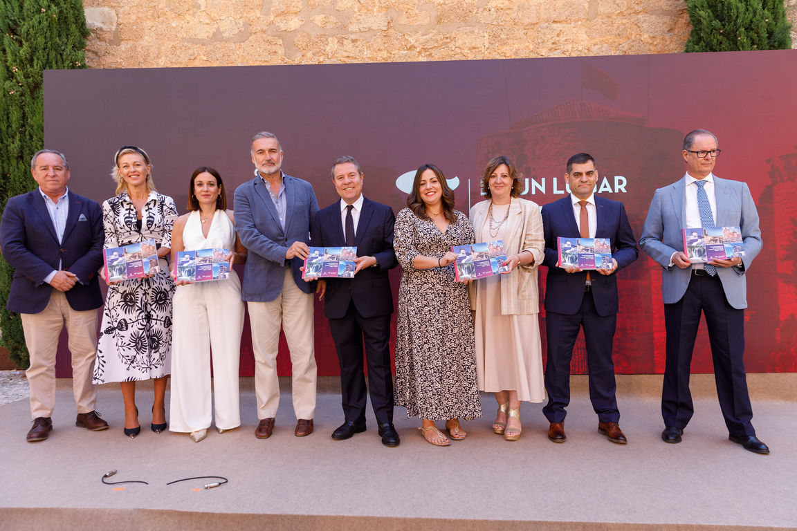 53827851373_0ef500f208_k