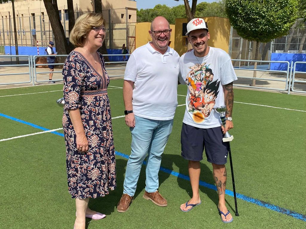 458178034_915632807258711_6621795456403926202_n