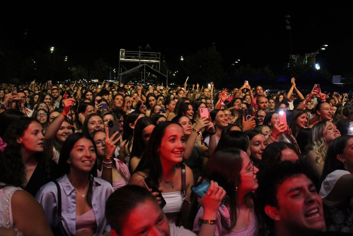 458703198_919044740250851_1537669482798078186_n