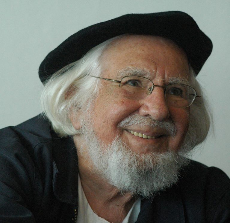 Ernesto Cardenal. Revista Carátula