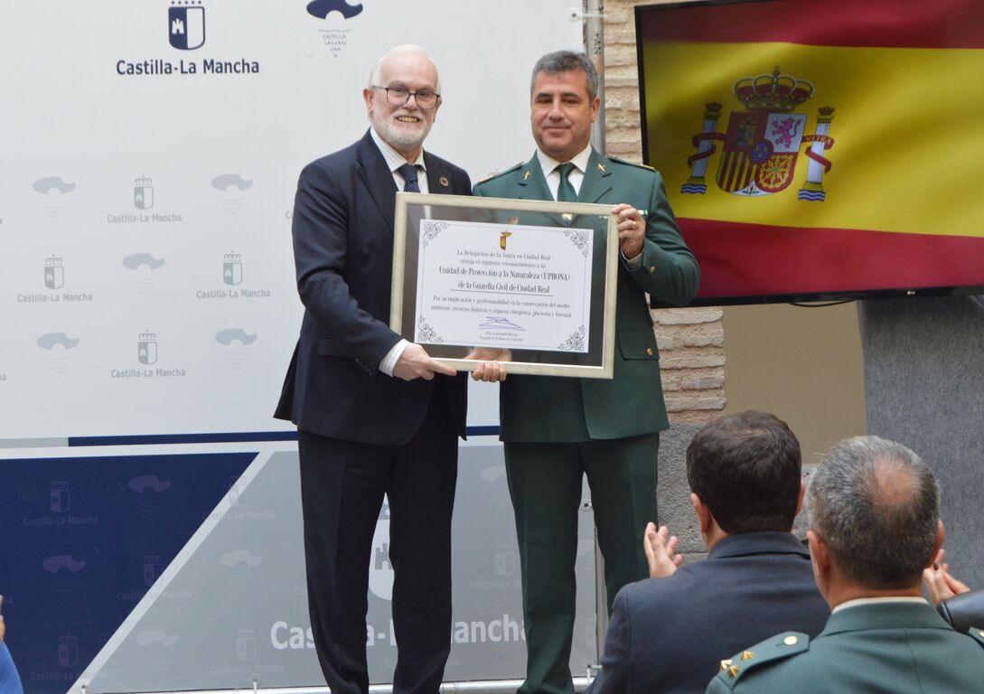 Blanca Fernández en homenaje Guardia Civil 4