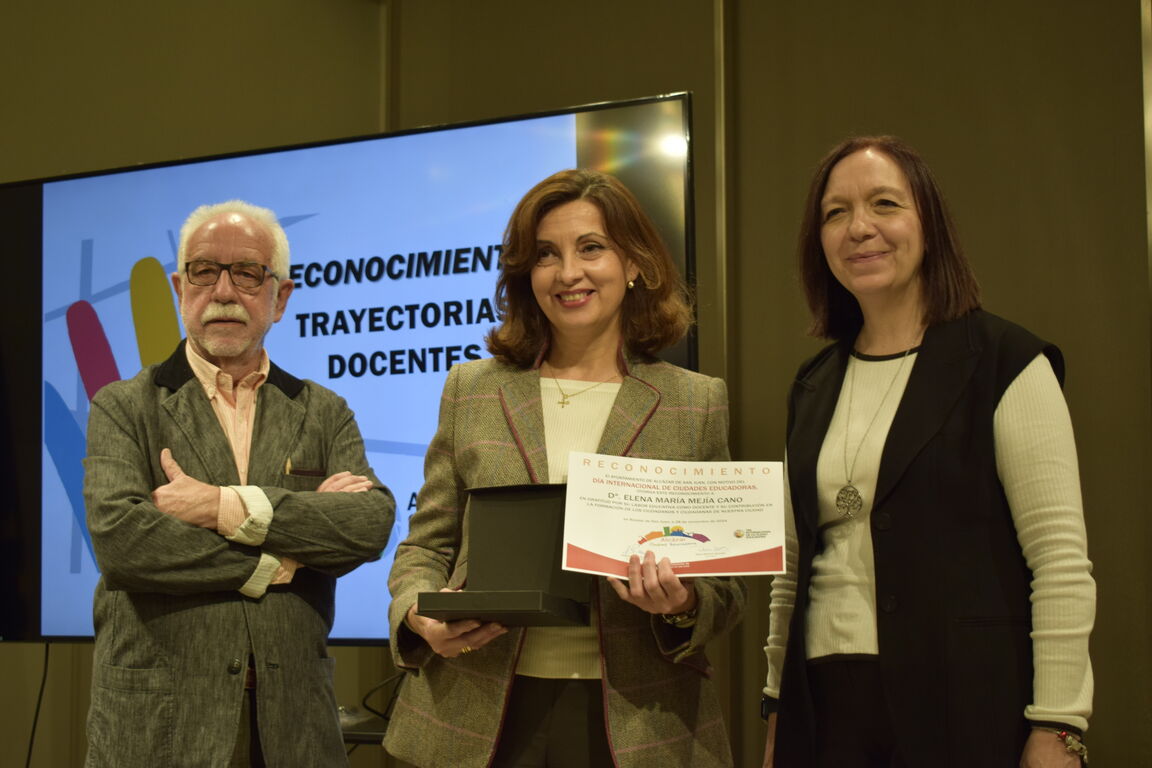 ELENA MARÍA MEJÍA CANO