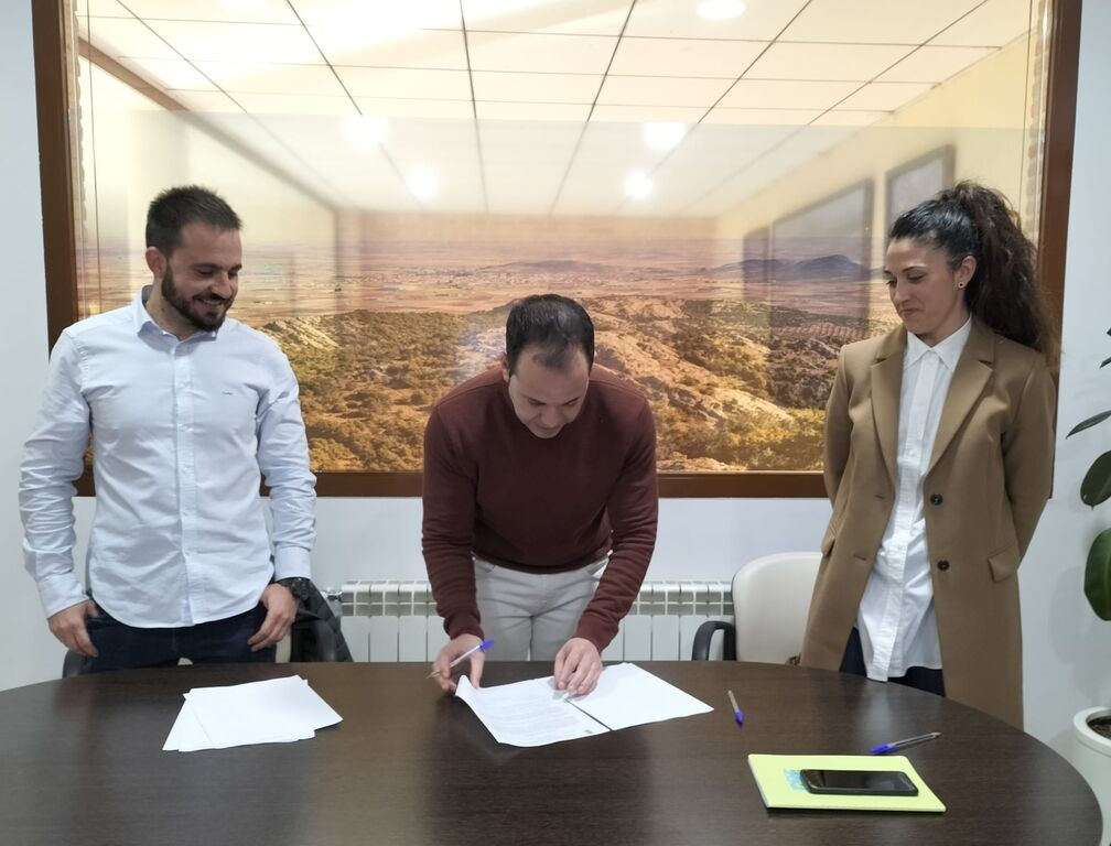 WhatsApp Image 2025-01-09 at 14.00.52