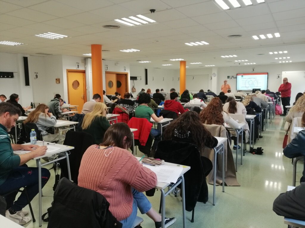 1. Aula Exámenes UNED Valdepeñas