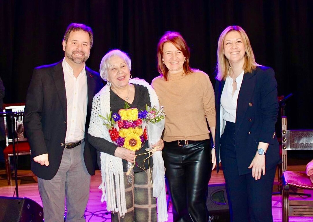 a88ce4b7-08f5-48d4-bf4c-855dd4a0d239