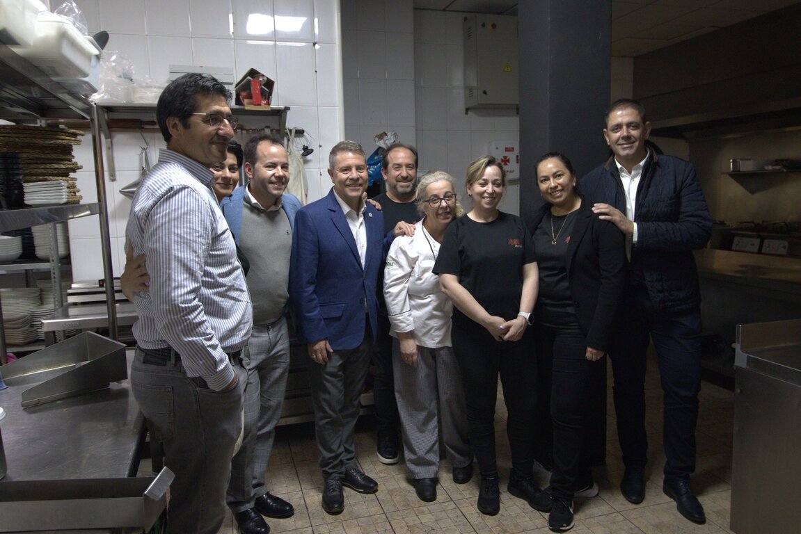 54445418125_b014703a48_k