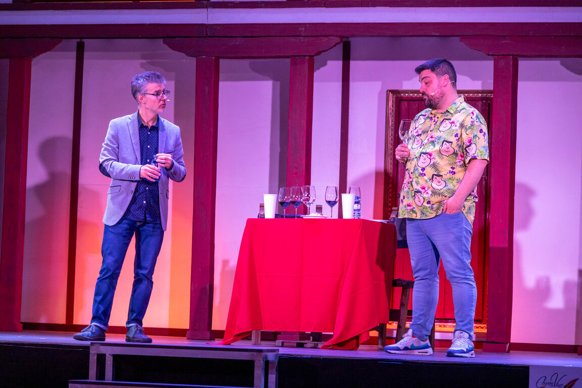 Cata de vino y huomr celebrada en Madrid