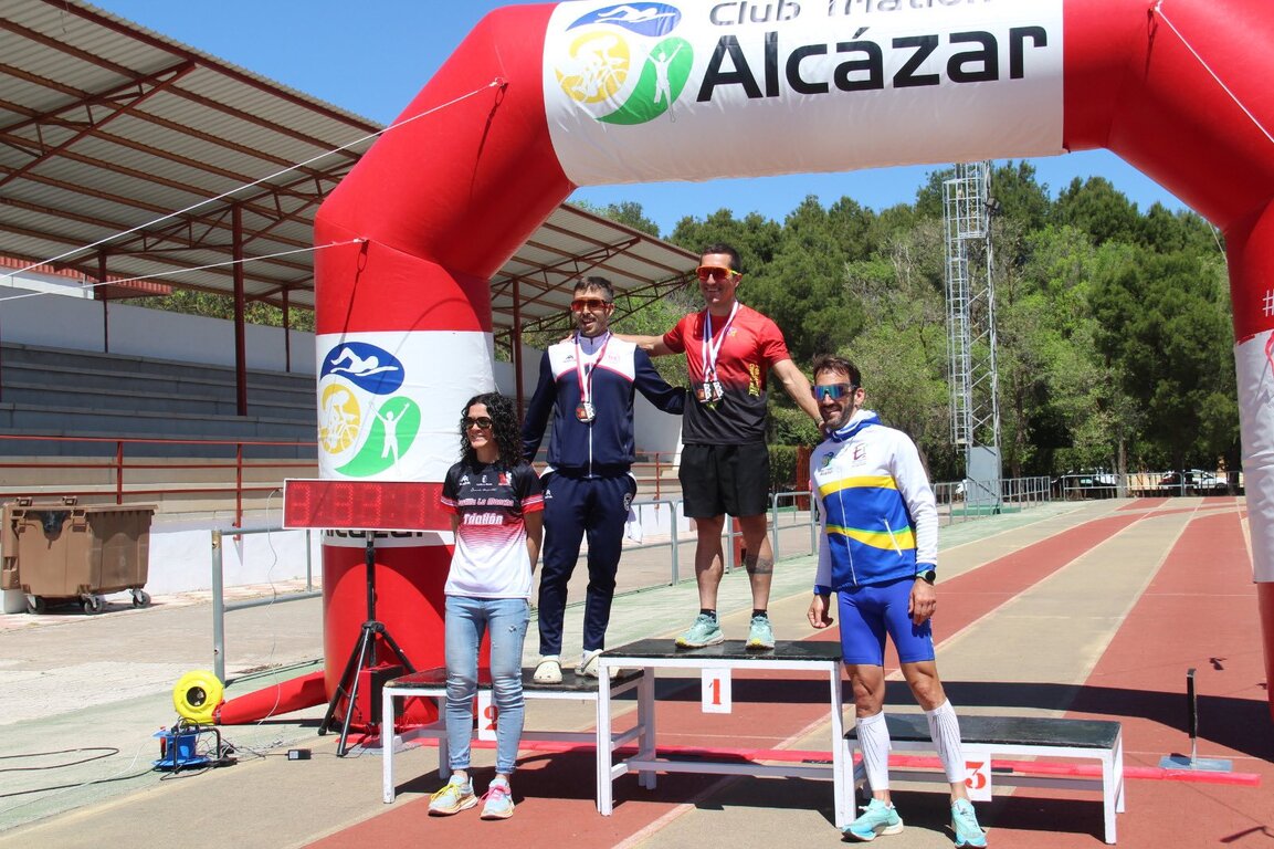 493444191_1093879769434013_4853325306800062095_n