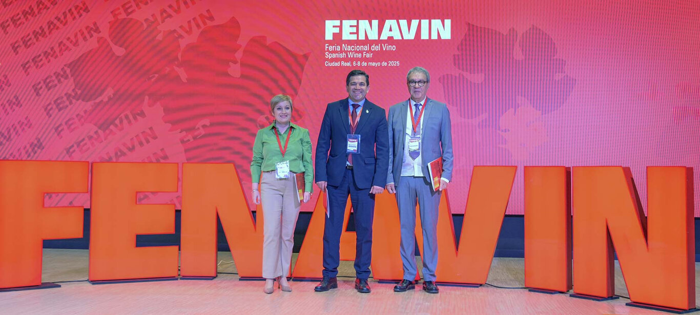 cbcd618b157873d698ef29d1017bb242_XL