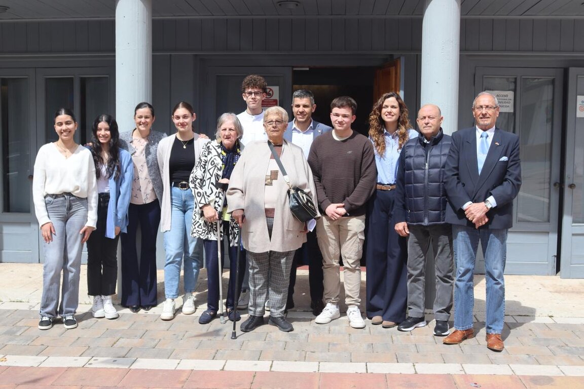 p1iqo23310138nnvn19eog12q614